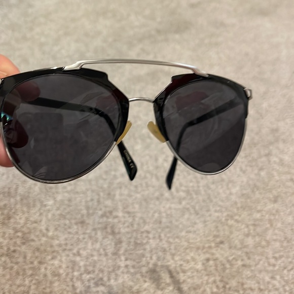 3/$10 Madden women’s sunglasses - Picture 5 of 5